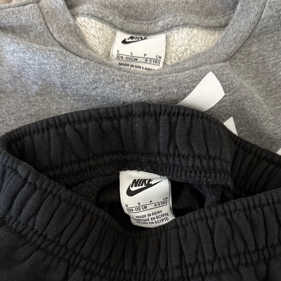 Nike Sweatshirt jogger set 5T - Picture 6 of 6